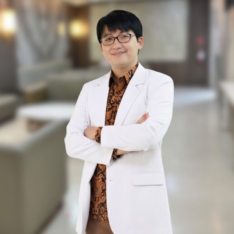 dr. Robin Martilo Djajadi, Sp.Ak - Dokter Spesialis Akupuntur Medis